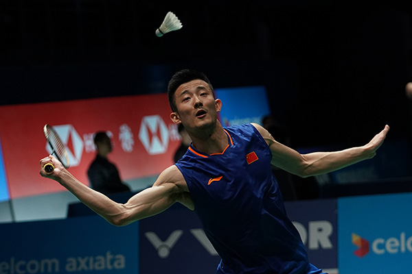 尤文战平利物浦，莱万乌龙送礼意甲