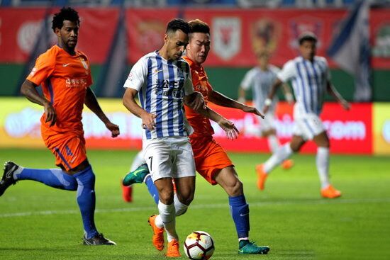 富力主场轻松击败泰达，联赛排名上升